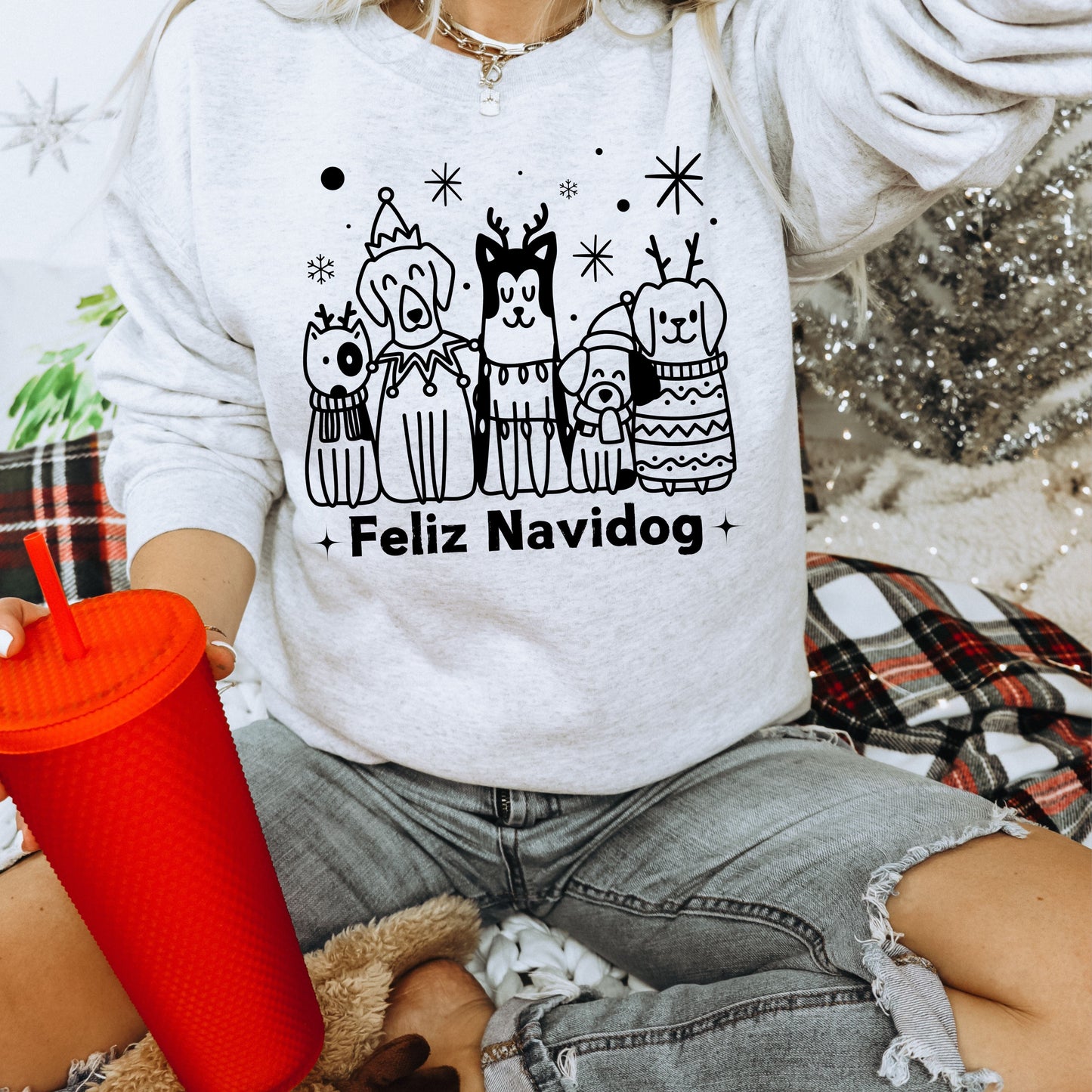 Feliz Navidog – Festive Christmas Sweatshirt for Dog Moms | Cute Holiday Dog Lover Gift