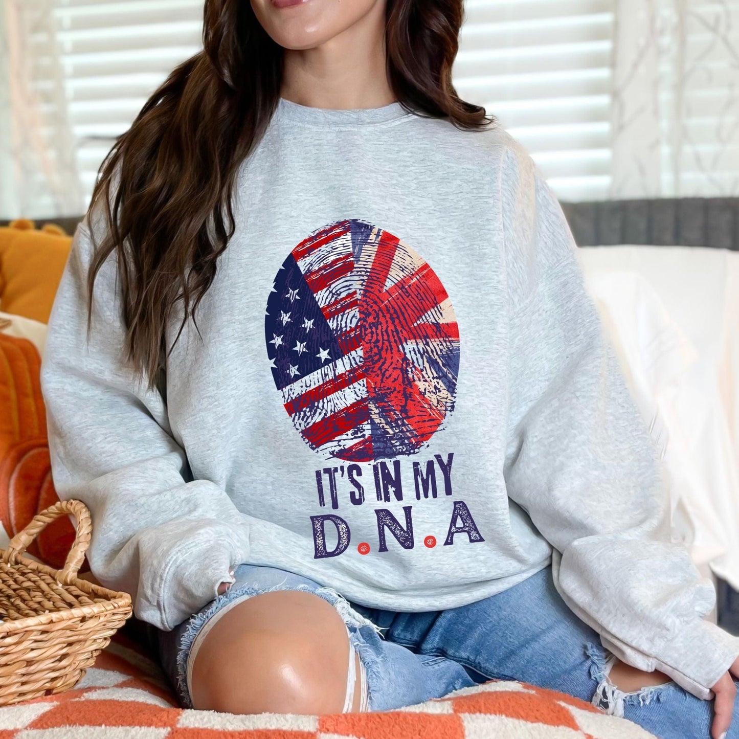 crewneck with fingerprint over usa/uk flags